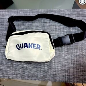 Perfect to put a Cellphone or Wallet